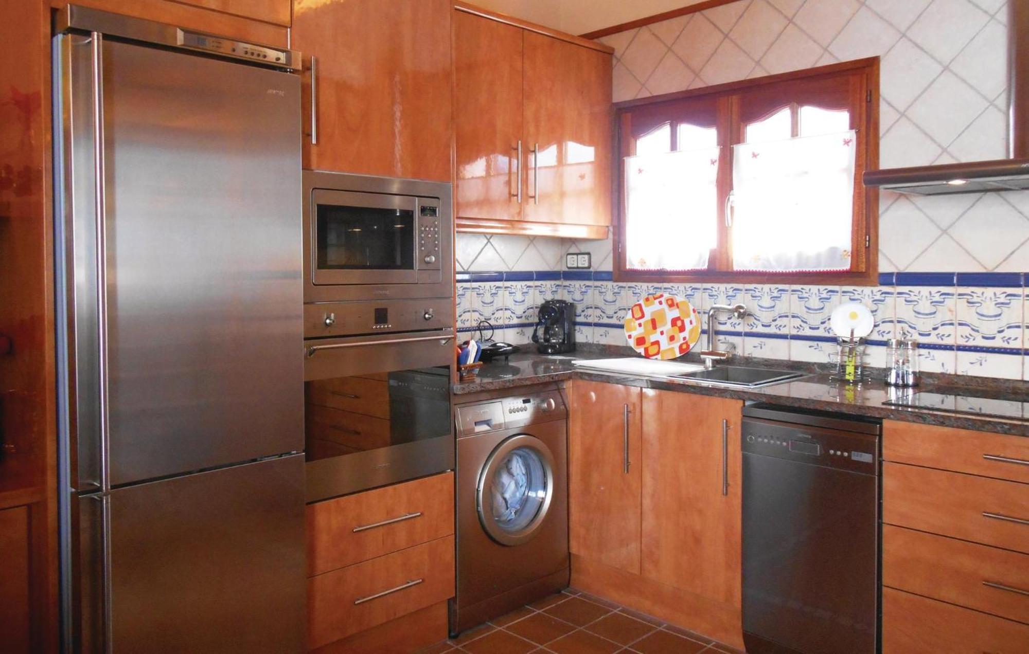 Amazing Apartment In Tossa De Mar With Wifi Exterior foto